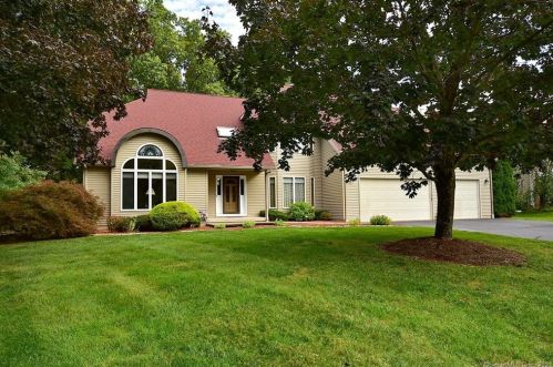 93 Ethan Dr, Windsor, CT 06095-1667