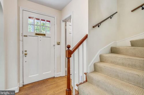 312 Alexandria Ave, Alexandria VA 22301-3036 exterior