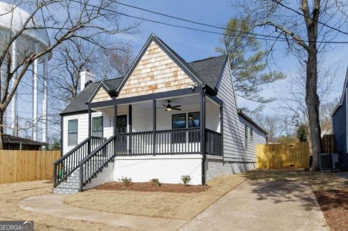 1869 Chapman Ave, Atlanta GA  30344-4657 exterior