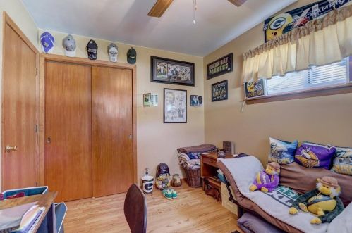 4922 Lynndale Ave, Milwaukee WI 53220-2069 exterior