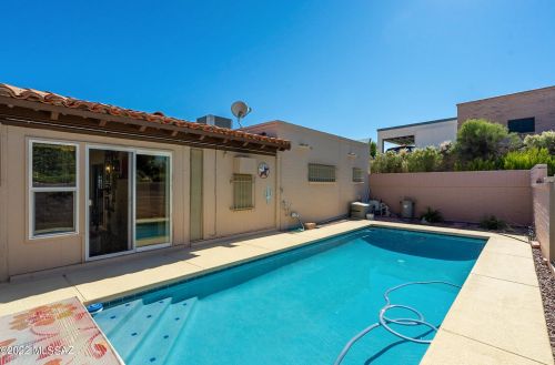 955 Camino Asturias, Green Valley AZ 85622-3246 exterior