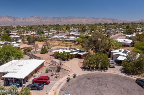 8105 Beverly St, Tucson AZ 85710-5929 exterior