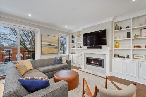 2656 Wayne Ave, Chicago, IL 60614-1222