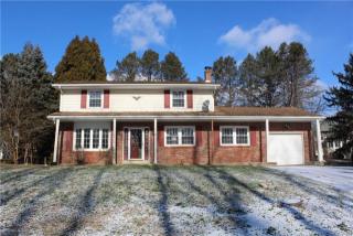 3417 Blue Ridge Dr, Bethlehem PA  18020-9437 exterior