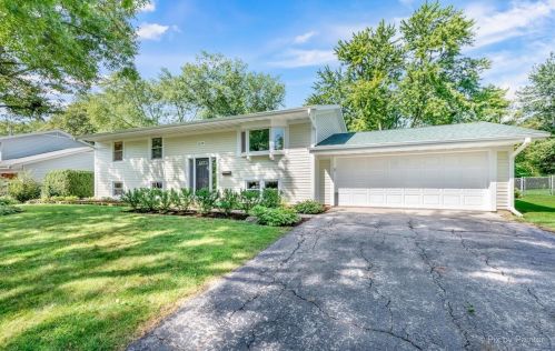 1219 13th St, Saint Charles IL  60174-3718 exterior