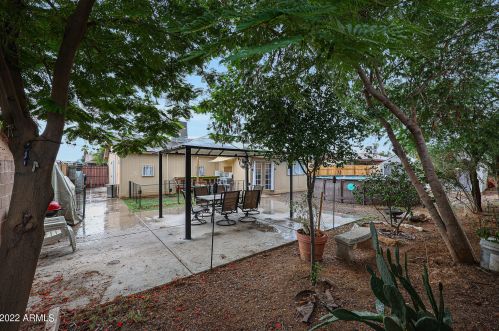 11033 39th Dr, Phoenix AZ  85029-3855 exterior