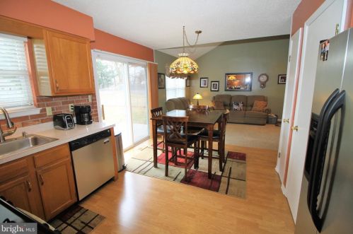 135 Edwin Ave, Trenton NJ 08610-4420 exterior