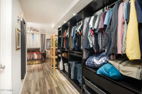 8109 28 Ave, Phoenix AZ 85009-5042 exterior