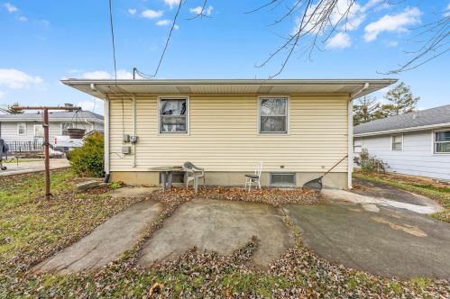 300 Margaret St, Joliet IL 60436-1318 exterior