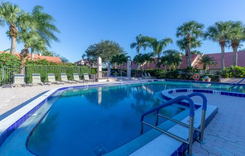 3327 La Prado Ct, Fort Pierce FL  34952-6111 exterior