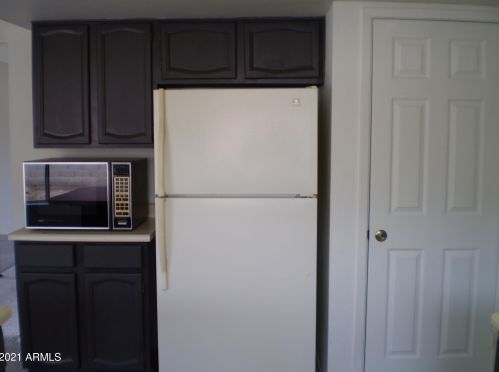 15801 30 Ave, Phoenix AZ 85041-9304 exterior