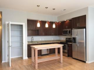 523 Main St, Richmond VA  23219-2407 exterior