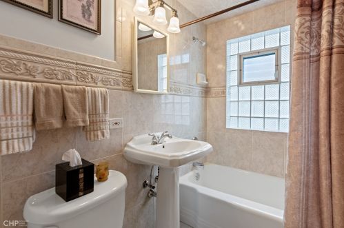 10223 Spaulding Ave, Chicago IL 60805-3761 exterior