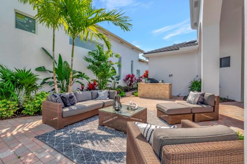 6491 Enclave Way, Boca Raton FL  33496-4076 exterior