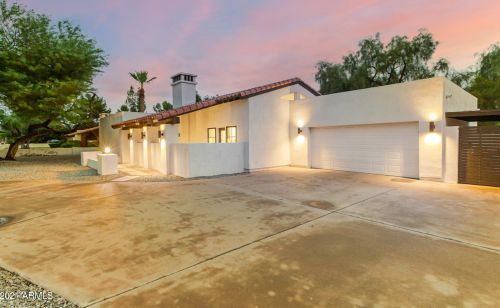 6001 2nd St, Phoenix AZ  85012-1210 exterior