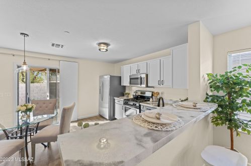 3287 Treece Pl, Tucson AZ  85742-8235 exterior