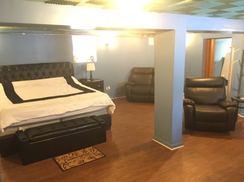 8034 Bishop St, Chicago IL 60643-1309 exterior