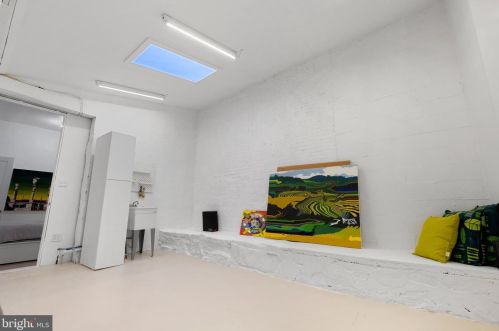 829 2nd St, Philadelphia PA 19133 exterior