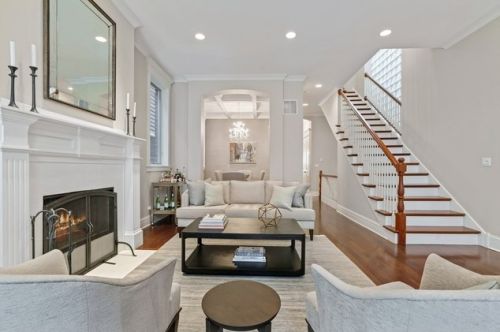 1309 Nelson St, Chicago IL 60657-3042 exterior