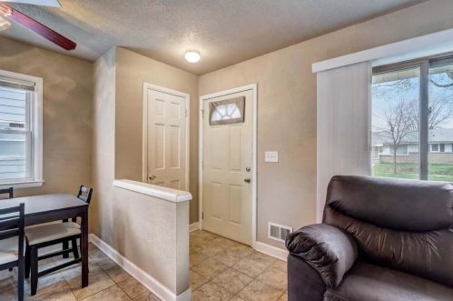 5052 83rd St, Milwaukee, WI 53218-3644