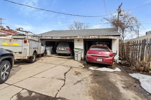 6838 Acacia St, Milwaukee WI  53223-5744 exterior