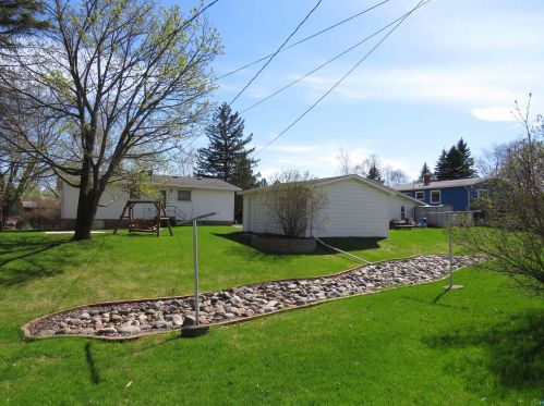 4211 Dodge St, Duluth MN 55804-1448 exterior