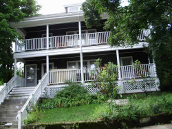 19 Elliot Ter, Newton, MA 02464-1409