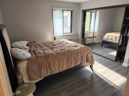 10814 Donna Dr, Milwaukee WI 53224-2218 exterior