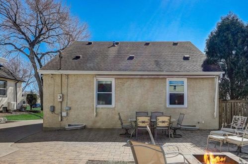 689 Cottage Ave, Saint Paul MN 55117-4103 exterior