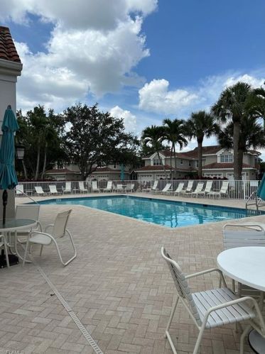 3575 Windjammer Cir, Naples FL 34112-4291 exterior