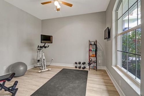 1520 16 Ave, Naples FL 34117-5211 exterior