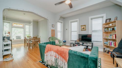 3133 Lyndale St, Chicago IL 60647-2823 exterior