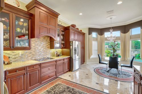 7016 Corning Cir, Boynton Beach FL 33437-3984 exterior