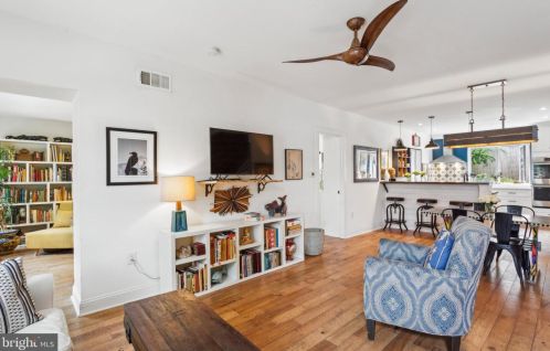 1312 Hancock St, Philadelphia PA 19122-4523 exterior