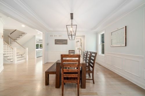 697 Parkside Ave, Elmhurst IL 60126-5029 exterior