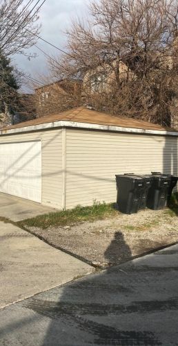 7846 Winchester Ave, Chicago IL 60620-5308 exterior