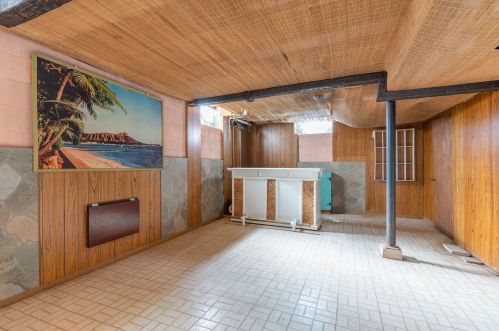 2517 82, Milwaukee WI 53219-0024 exterior