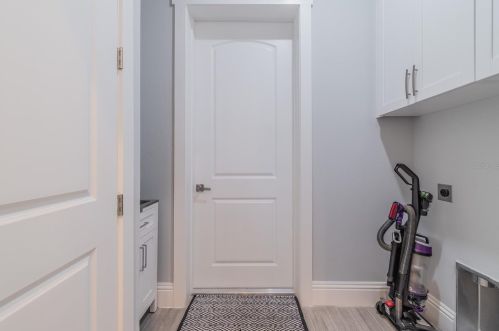 3502 Mcelroy Ave, Tampa FL 33611-3606 exterior