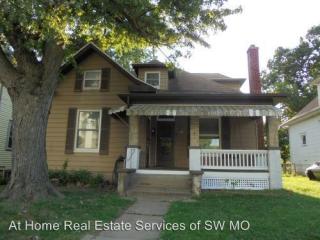 737 Market Ave, Springfield MO  65806-2940 exterior