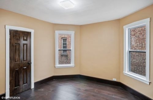 6540 Washtenaw Ave, Chicago IL 60645-5341 exterior