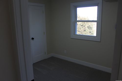 22 Amityville Rd, Huntington Station NY 11747-1117 exterior