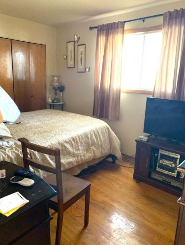 1133 Wilson St, Gary IN 46404-3246 exterior