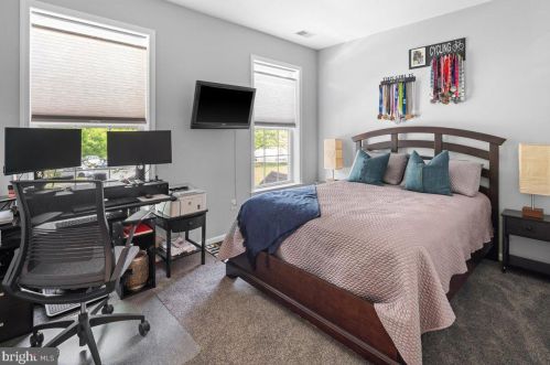 103 Kyle Ct, Trenton NJ 08690-1405 exterior