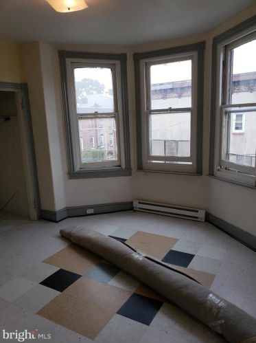 1224 28 St, Philadelphia PA 19146-3727 exterior