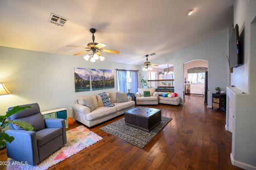 17408 21st St, Phoenix, AZ 85022-2222