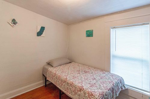 107 Harvey St, Ely MN 55731-1147 exterior