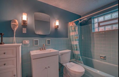 622 Fort Couch Rd, Pittsburgh PA 15241-2070 exterior