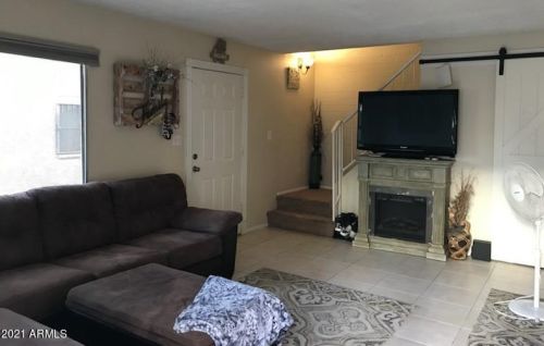 4263 67th Ln, Phoenix, AZ 85033-8249