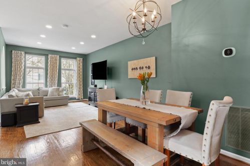 3809 Elbert Ave, Alexandria VA 22305-2042 exterior