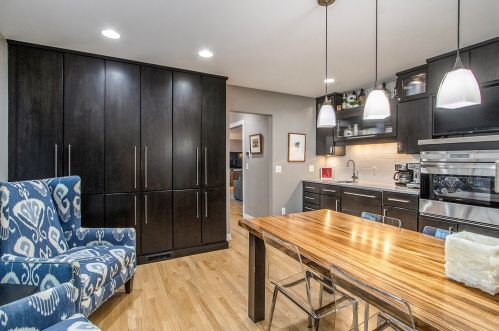 2804 Bronson Blvd, Kalamazoo MI  49008-2360 exterior